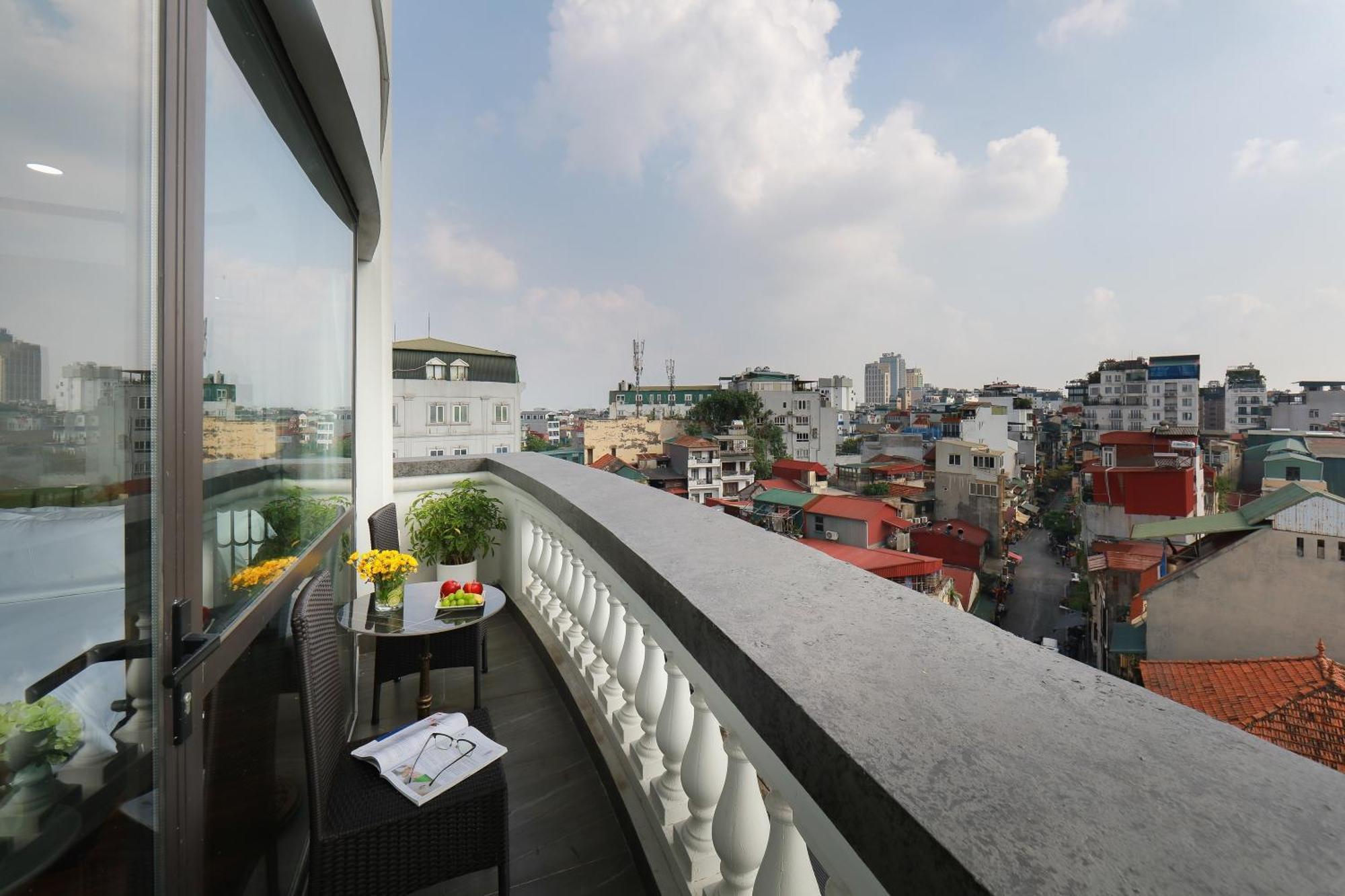 Hanoi Plaza Suite Hotel & Spa Buitenkant foto