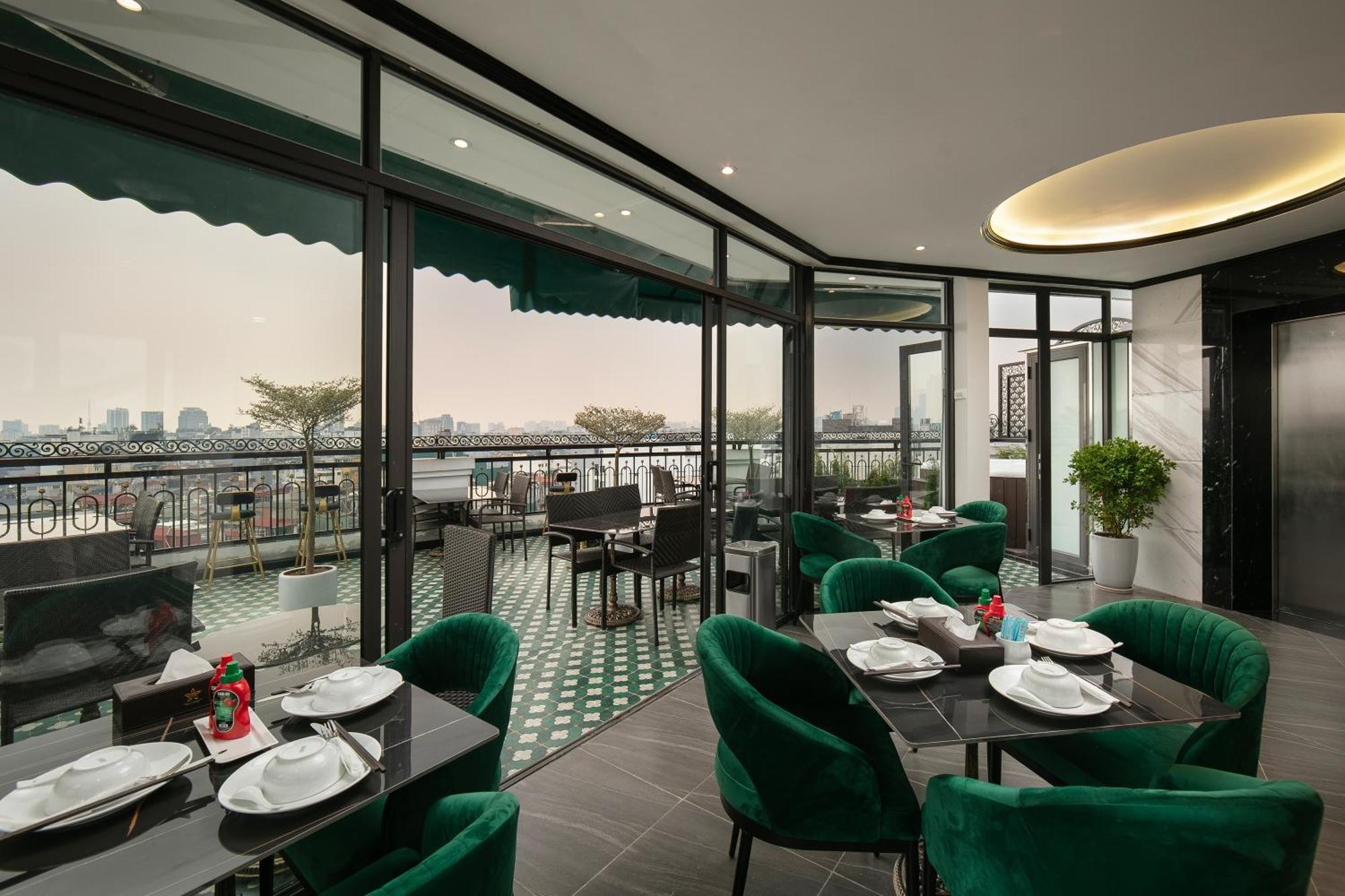 Hanoi Plaza Suite Hotel & Spa Buitenkant foto