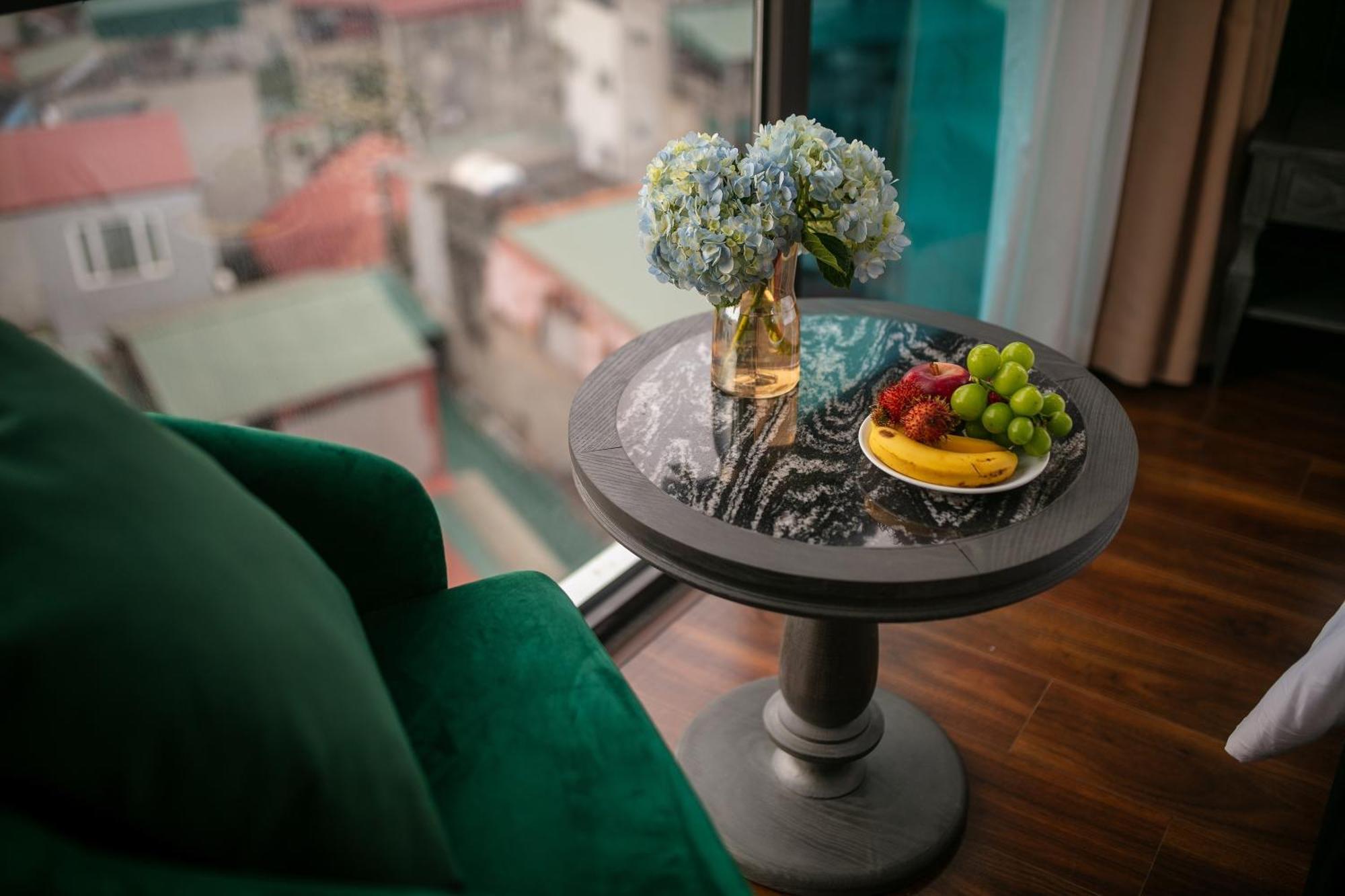 Hanoi Plaza Suite Hotel & Spa Buitenkant foto