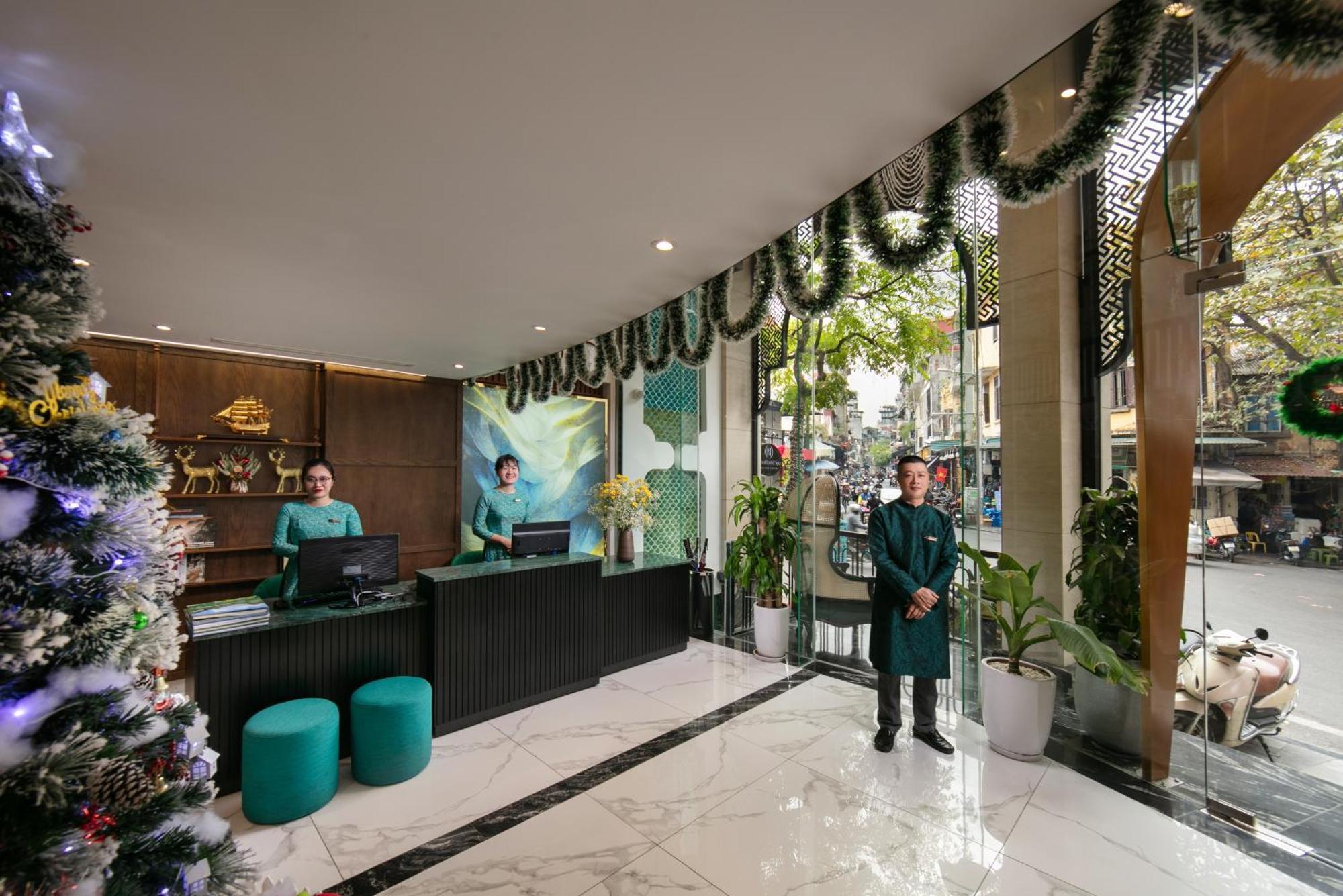 Hanoi Plaza Suite Hotel & Spa Buitenkant foto